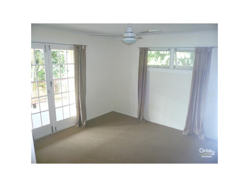 1 Hinkler Avenue, Bundaberg North QLD 4670