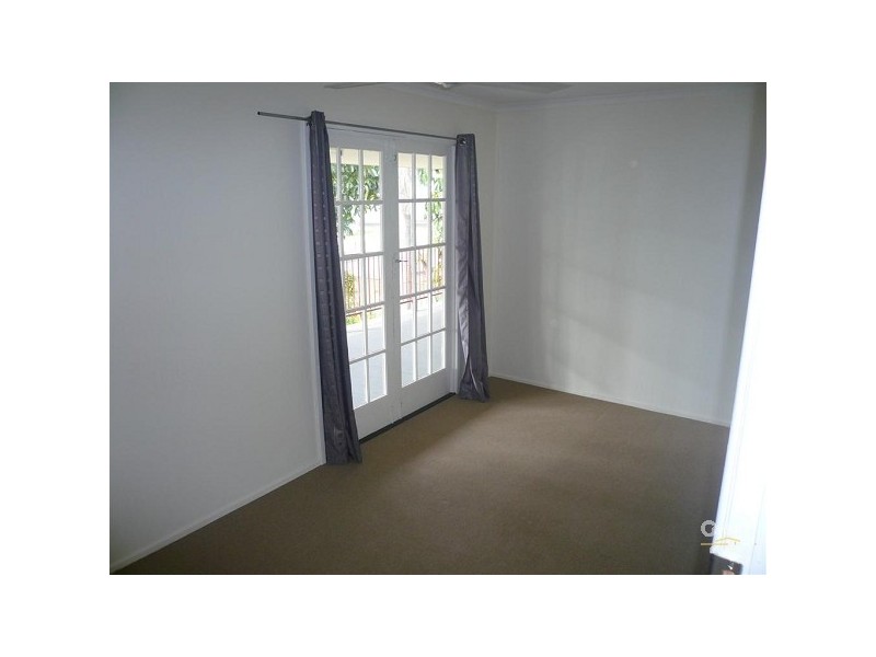 1 Hinkler Avenue, Bundaberg North QLD 4670