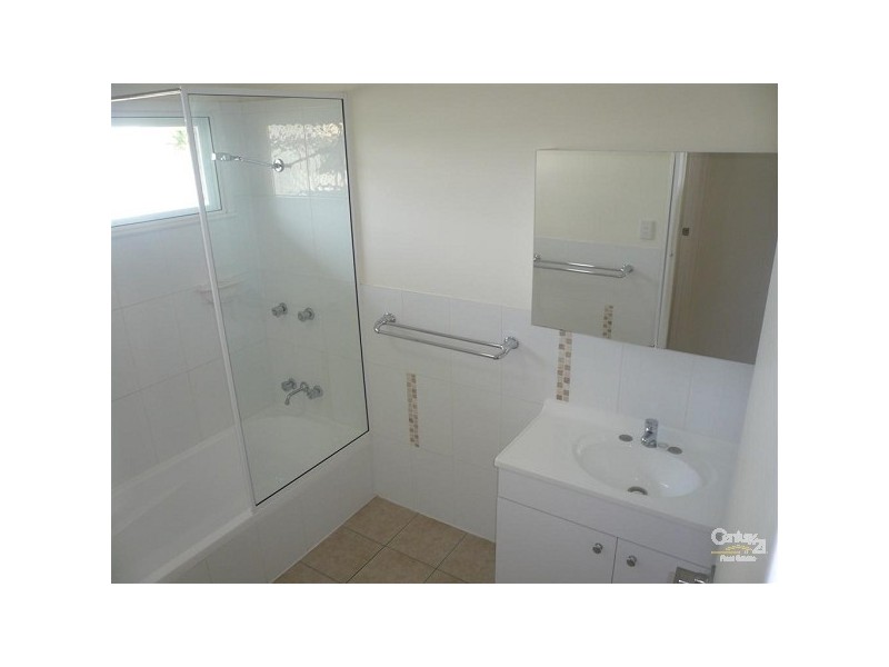 1 Hinkler Avenue, Bundaberg North QLD 4670