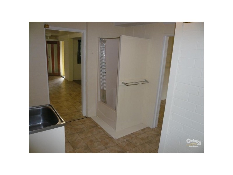 1 Hinkler Avenue, Bundaberg North QLD 4670