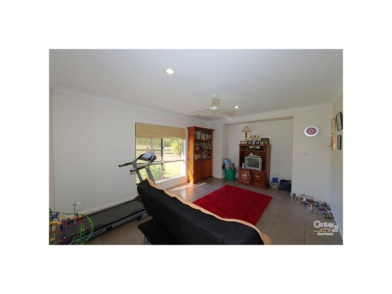 13 Bush Road, Branyan QLD 4670
