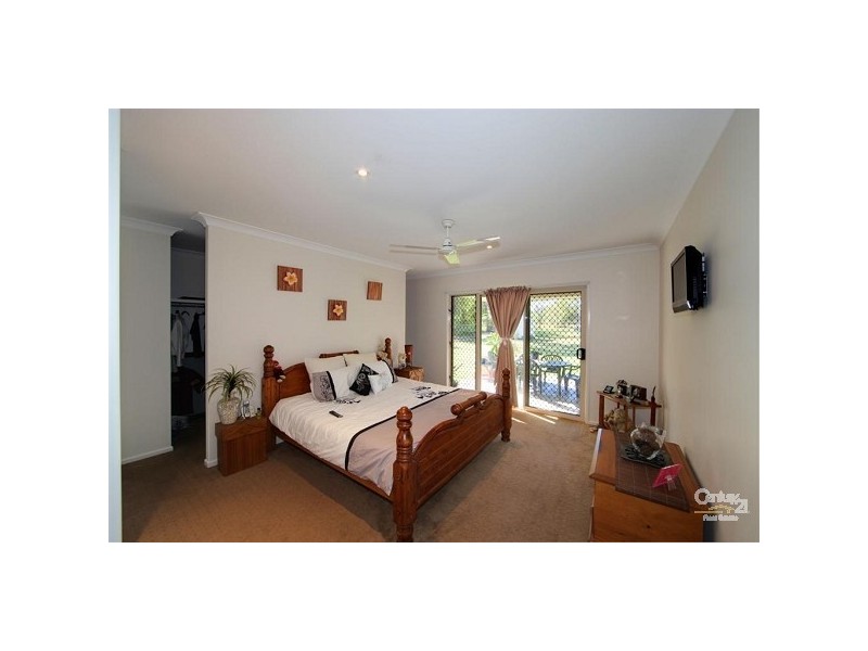 13 Bush Road, Branyan QLD 4670