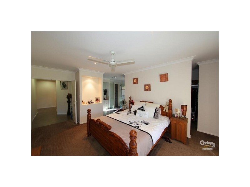 13 Bush Road, Branyan QLD 4670