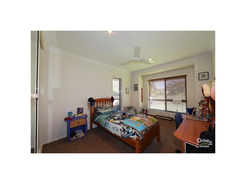 13 Bush Road, Branyan QLD 4670