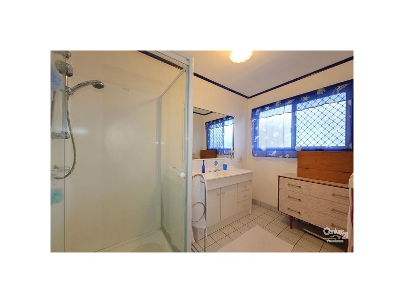 12 Maynard Street, Avenell Heights QLD 4670