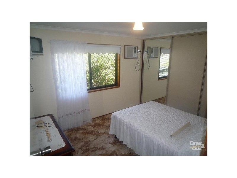 1 Bayview Terrace, Qunaba QLD 4670