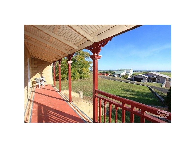 16 Finemore Crescent, Bundaberg East QLD 4670