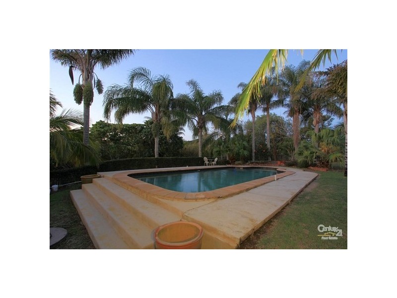 16 Finemore Crescent, Bundaberg East QLD 4670
