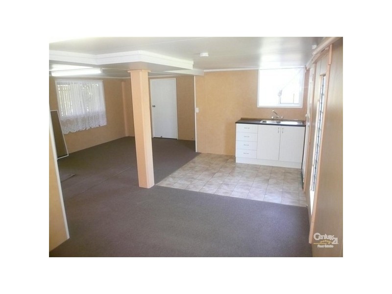 24 Walker Street, Walkervale QLD 4670