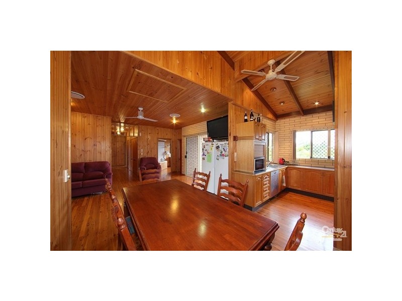 31 Mark Road, Branyan QLD 4670