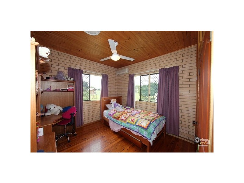 31 Mark Road, Branyan QLD 4670