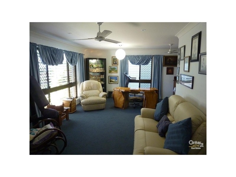 19 Poinciana Court, Moore Park Beach QLD 4670