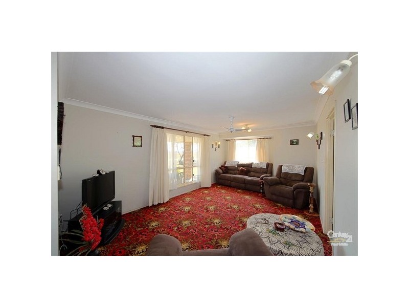 24 Crook Street, Kensington QLD 4670