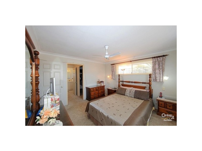 24 Crook Street, Kensington QLD 4670