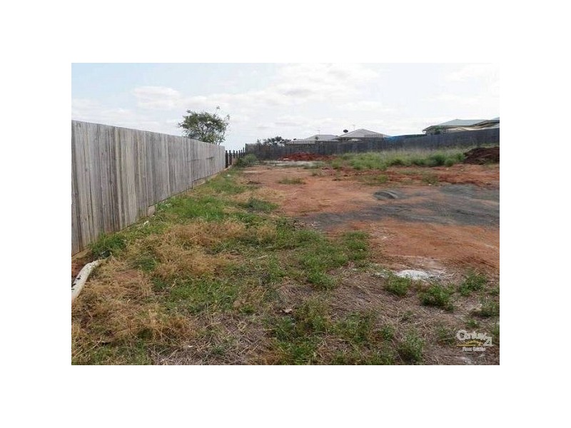 17 Seventy Four Court, Avoca QLD 4670