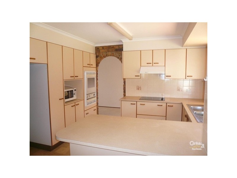 63 St Lucia Crescent, Avoca QLD 4670