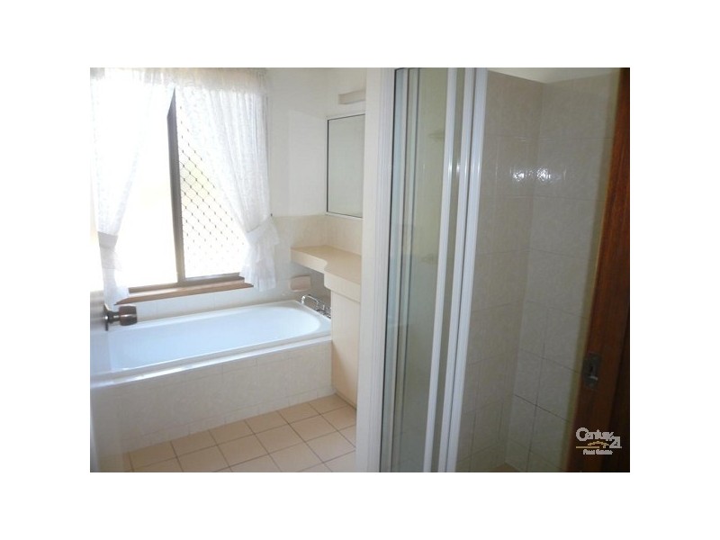 63 St Lucia Crescent, Avoca QLD 4670