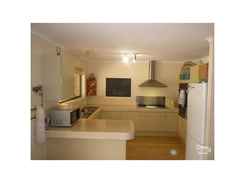 7 Glen Court, Kepnock QLD 4670