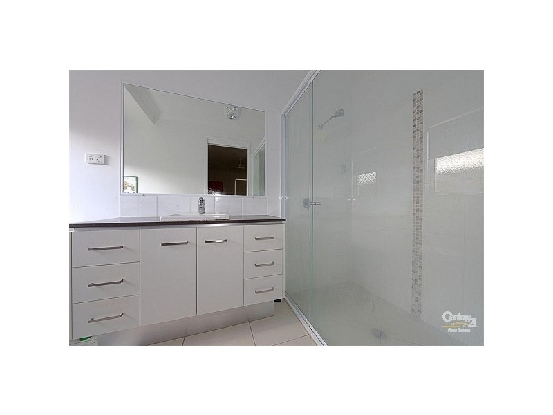 20 Longview Street, Ashfield QLD 4670