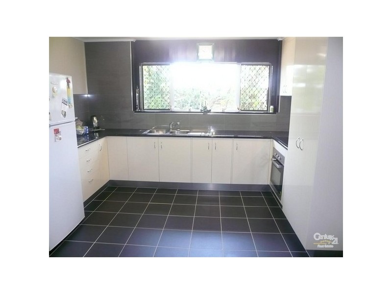 46 Avenell Street, Avenell Heights QLD 4670