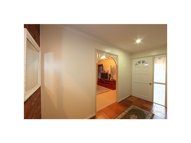 4 Cypress Street, Avoca QLD 4670