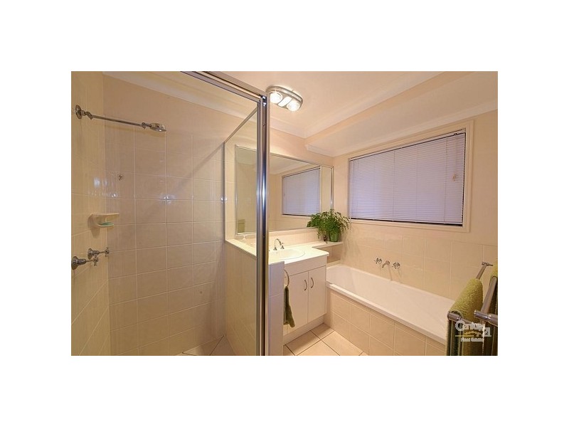 36 Spinnaker Boulevard, Innes Park QLD 4670