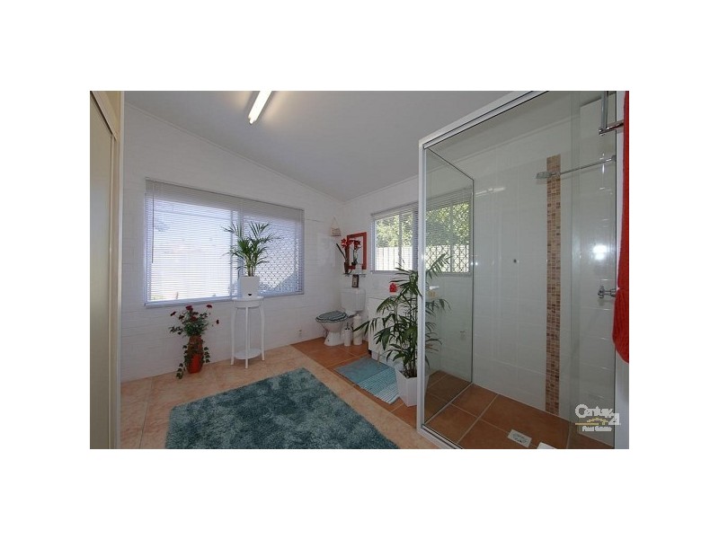 10 Mellor Street, Avenell Heights QLD 4670