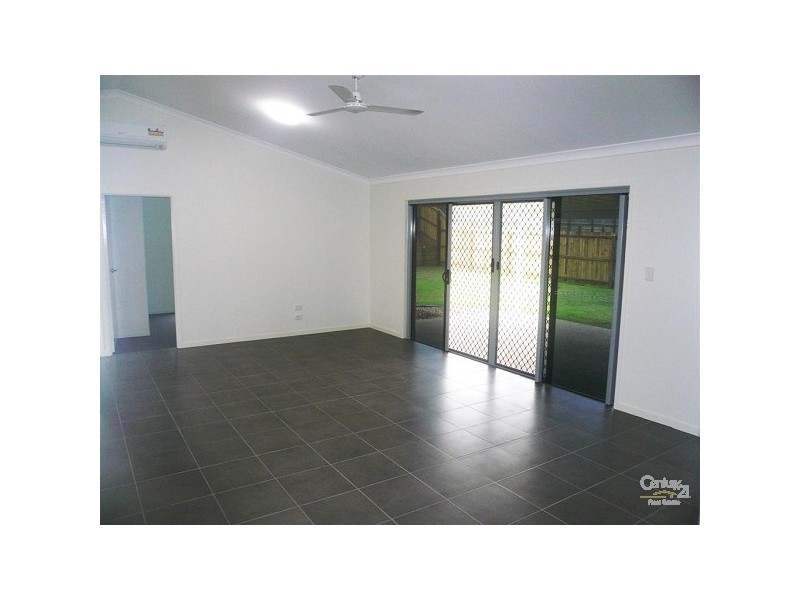 4 Pinnacle Court, Avoca QLD 4670