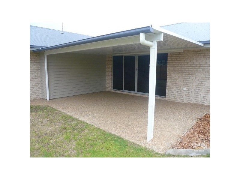 4 Pinnacle Court, Avoca QLD 4670