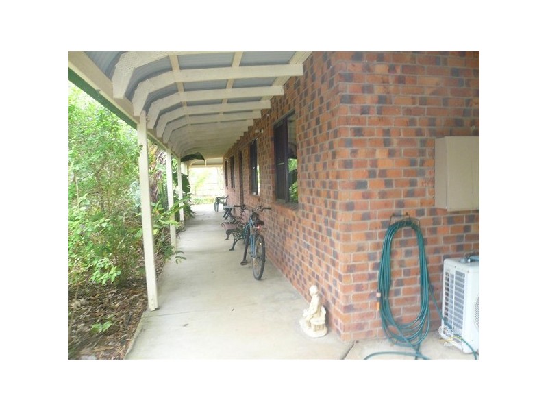 46 Park Estate Drive, Branyan QLD 4670