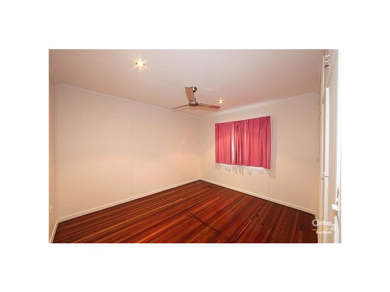 23 Baker Street, Kepnock QLD 4670