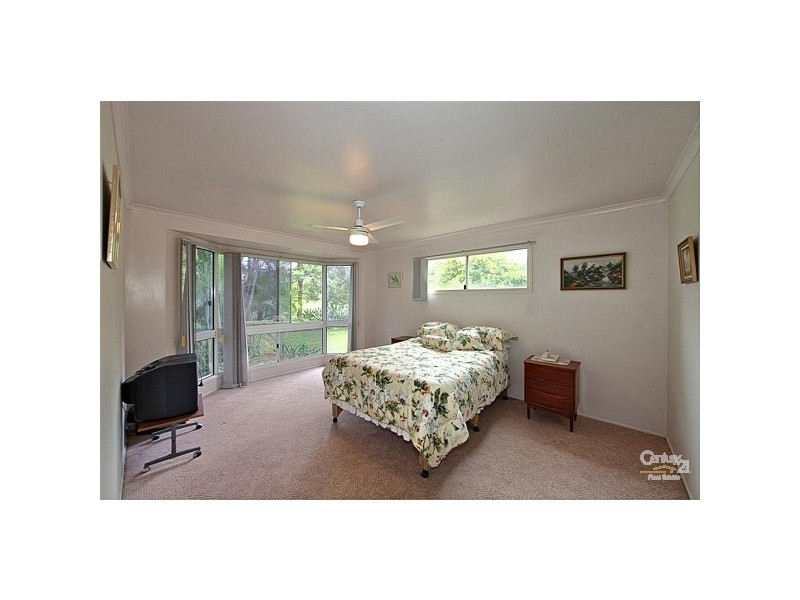 12 Currawong Road, Gooburrum QLD 4670