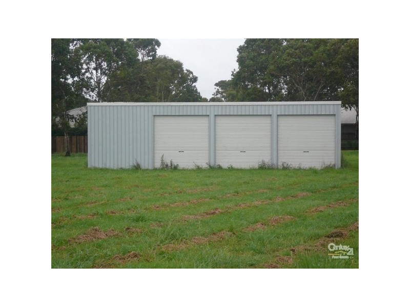 1 Raewood Close, Coral Cove QLD 4670