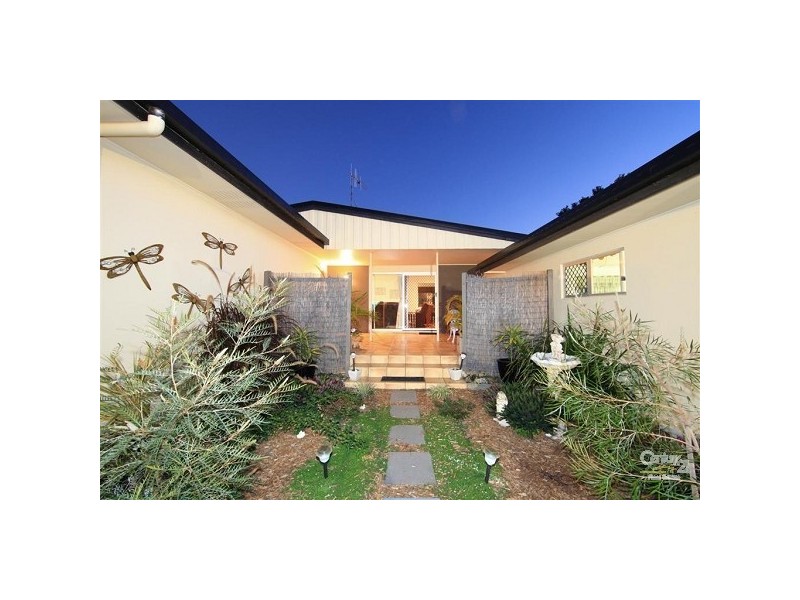 10 Mellor Street, Avenell Heights QLD 4670