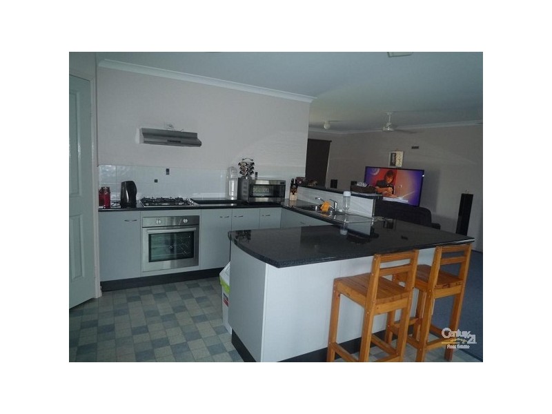 68 Dawson Avenue, Thabeban QLD 4670