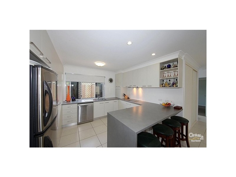 20 Longview Street, Ashfield QLD 4670