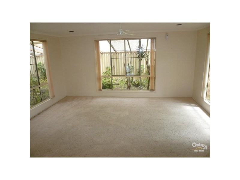 2 St Lucia Crescent, Avoca QLD 4670