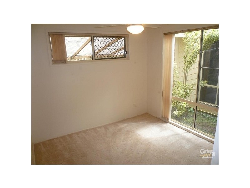 2 St Lucia Crescent, Avoca QLD 4670