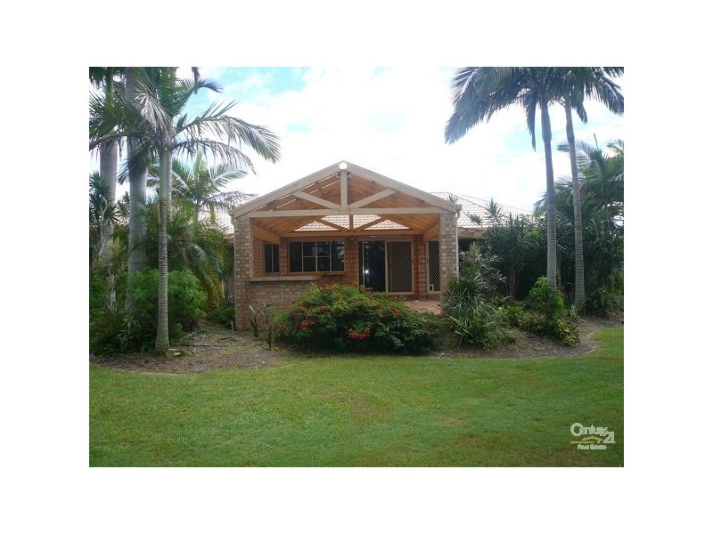 2 St Lucia Crescent, Avoca QLD 4670