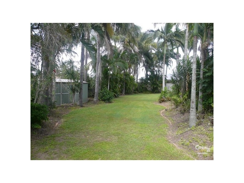 2 St Lucia Crescent, Avoca QLD 4670