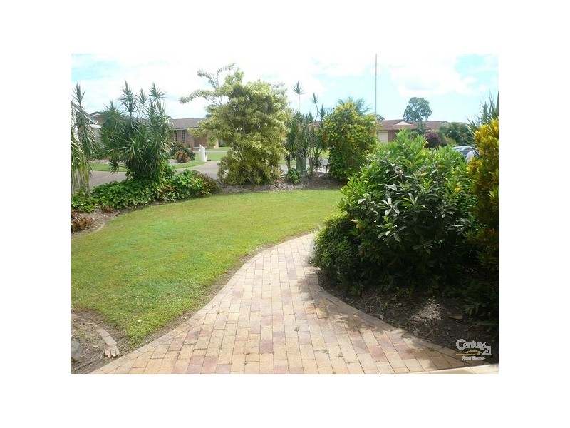 2 St Lucia Crescent, Avoca QLD 4670