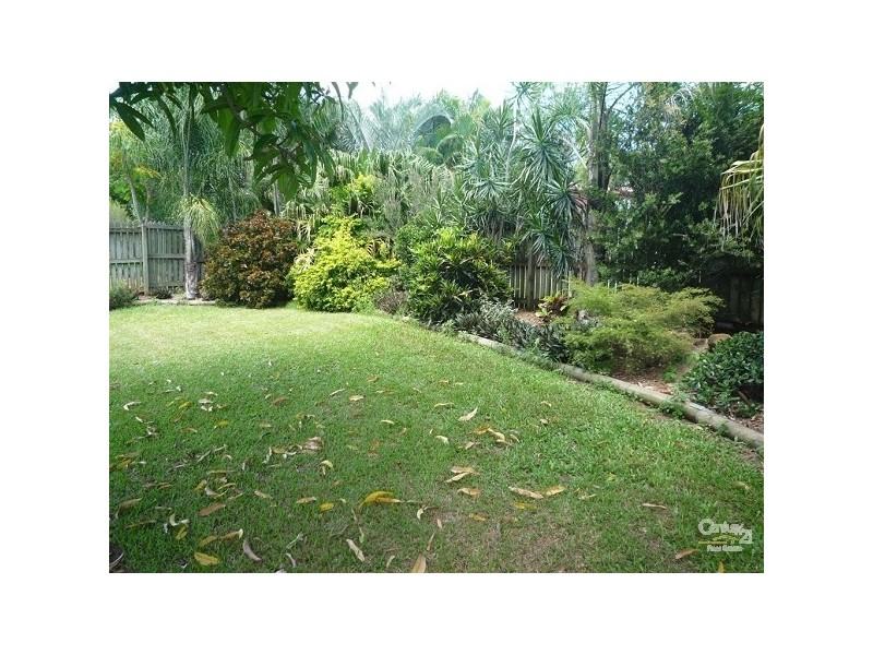 8 Cypress Street, Avoca QLD 4670