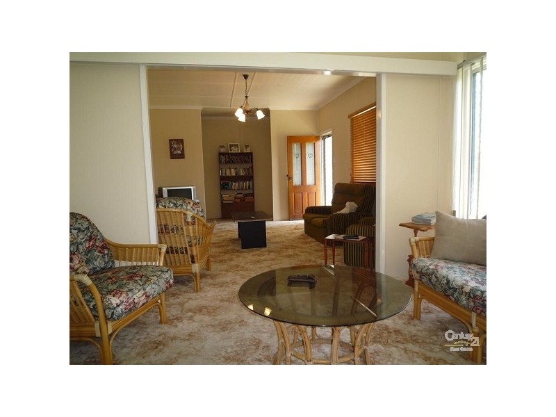 28 Churchill Street, Svensson Heights QLD 4670