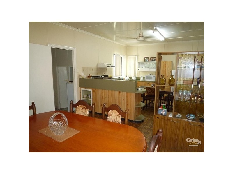 28 Churchill Street, Svensson Heights QLD 4670