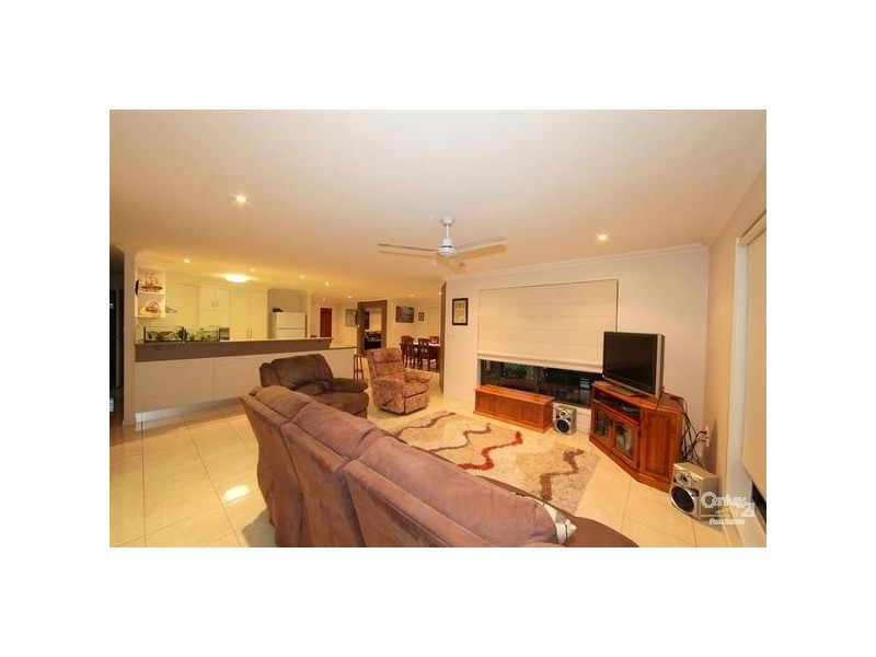 10 McShea Court, Avoca QLD 4670