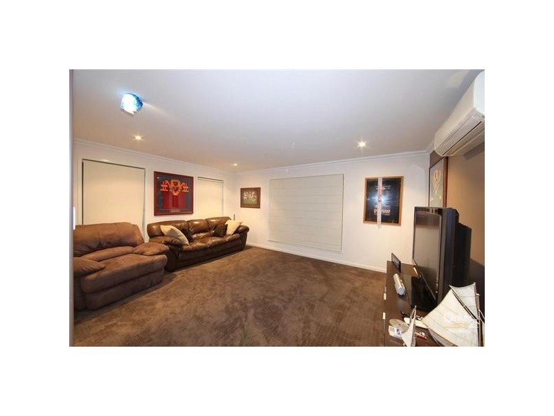 10 McShea Court, Avoca QLD 4670