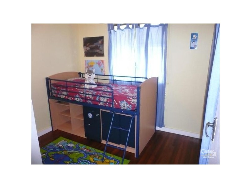 32 Morshead Street, Avenell Heights QLD 4670