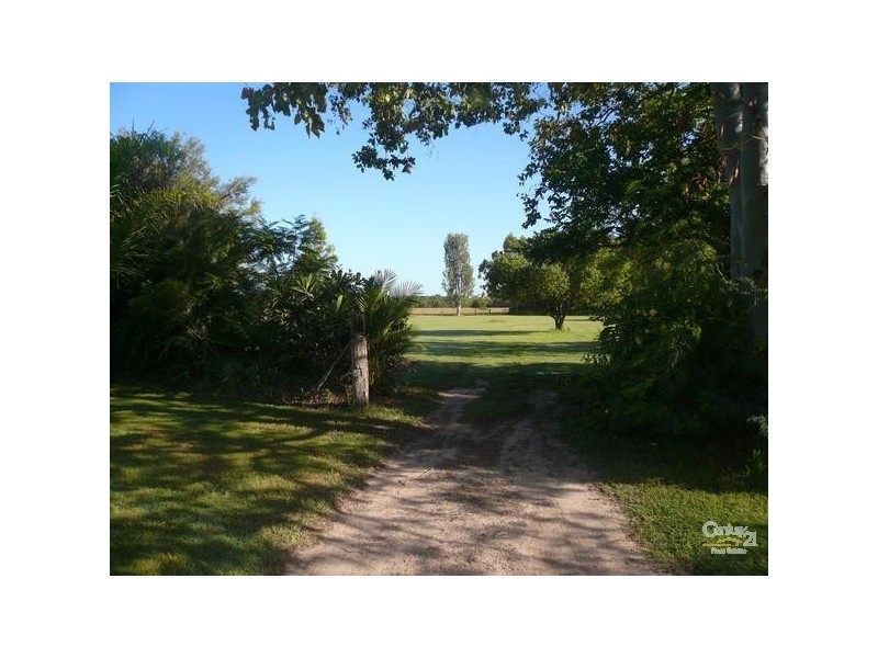 386 Clayton Road, Alloway QLD 4670