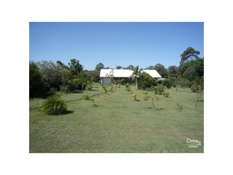 33 Mark Road, Branyan QLD 4670