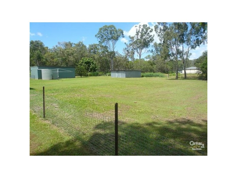 11 Blunder Street, Avondale QLD 4670